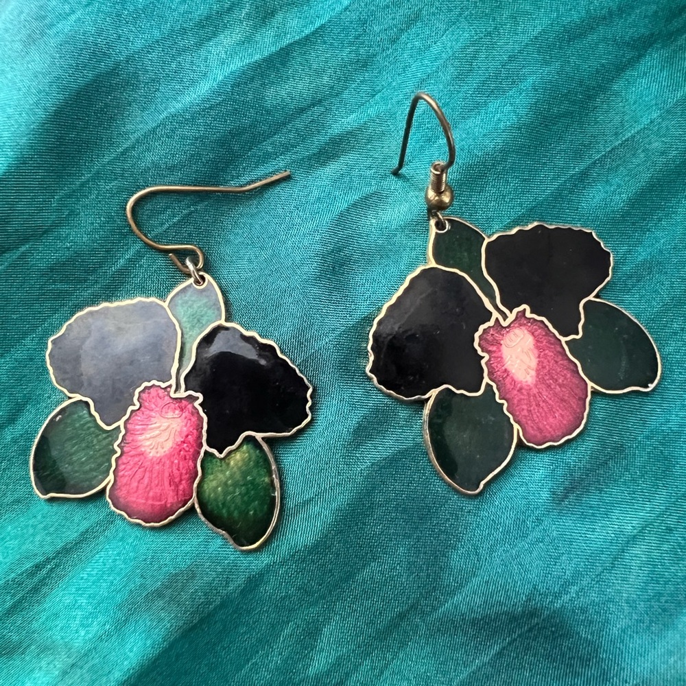 Vintage 80s Goldtone Cloisonné Orchid Earrings